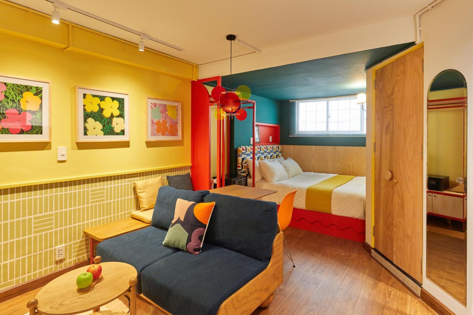 Funky In Saigon By Circadian Aparthotel *